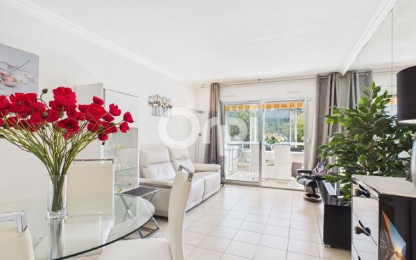 Appartement à vendre    2 pièces • 46,73 m2 Mandelieu-la-Napoule