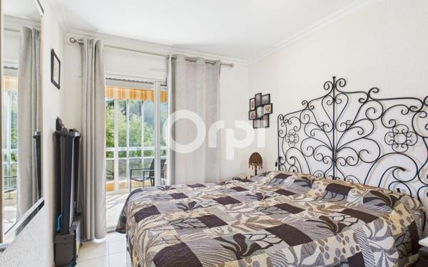 Appartement à vendre    2 pièces • 46,73 m2 Mandelieu-la-Napoule