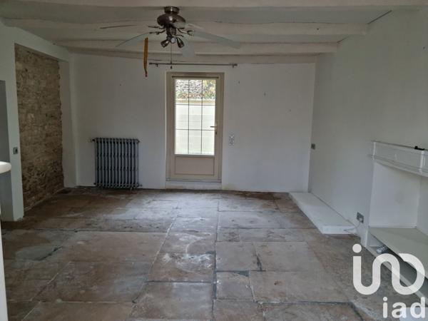 Maison de village 5 pièces de 152 m² à Blanzay (86400)