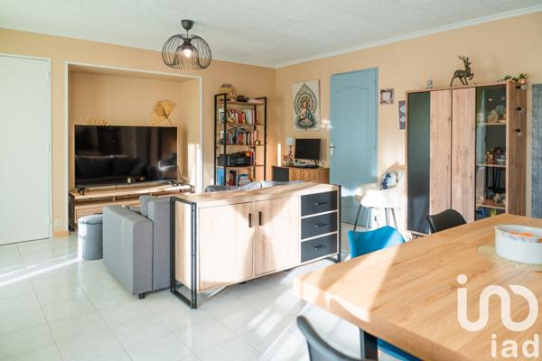 Appartement 4 pièces de 88 m² à Six-Fours-les-Plages (83140)