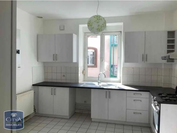 Appartement à louer 4 pièces 110m²