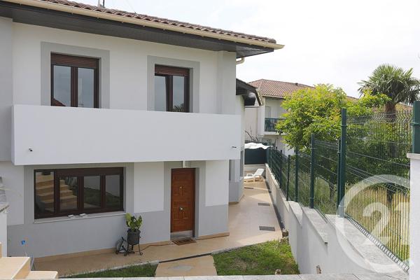 Maison à vendre  4 pièces - 95 m 2   HENDAYE  - 64