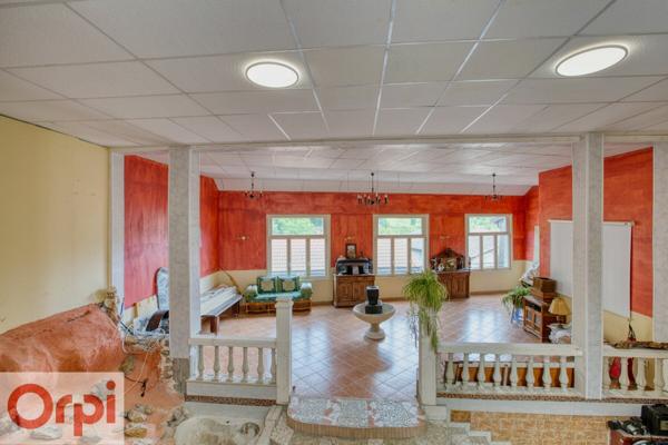 Maison à vendre    6 pièces •  Saint-Fortunat-sur-Eyrieux