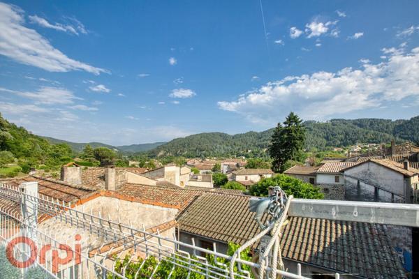 Maison à vendre    6 pièces •  Saint-Fortunat-sur-Eyrieux