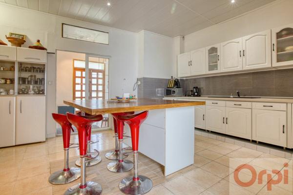 Maison à vendre    6 pièces •  Saint-Fortunat-sur-Eyrieux