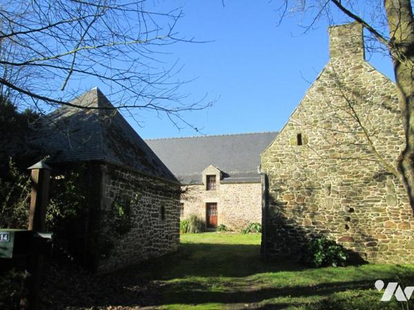 Grande propriété en pierre située sur SAINT-CAST LE GUILDO