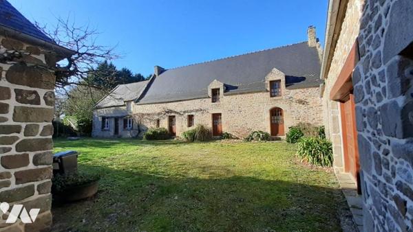 Grande propriété en pierre située sur SAINT-CAST LE GUILDO