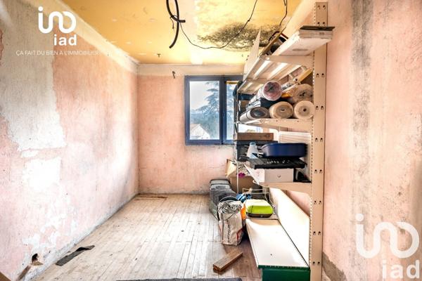 Maison 4 pièces de 91 m² à Rousset (05190)