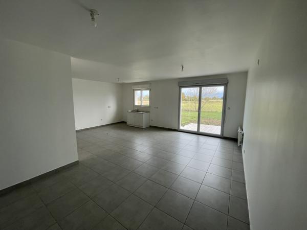Maison T5 (2024), sur 900 m² de parcelle - Lamasquere (31600)