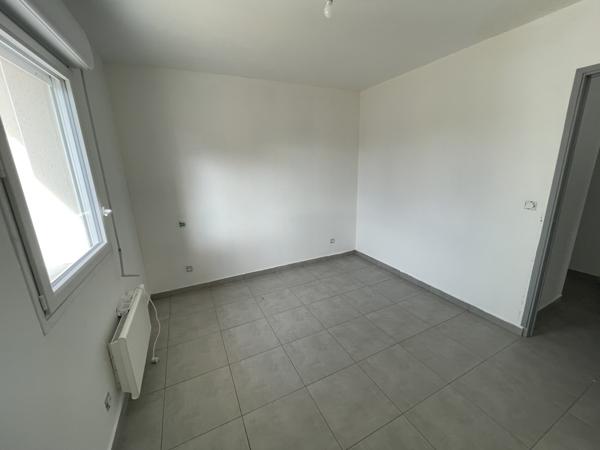 Maison T5 (2024), sur 900 m² de parcelle - Lamasquere (31600)