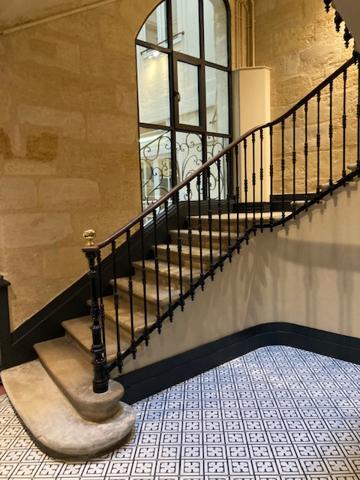 APPARTEMENT T4 PLACE GAMBETTA Bordeaux (33000)