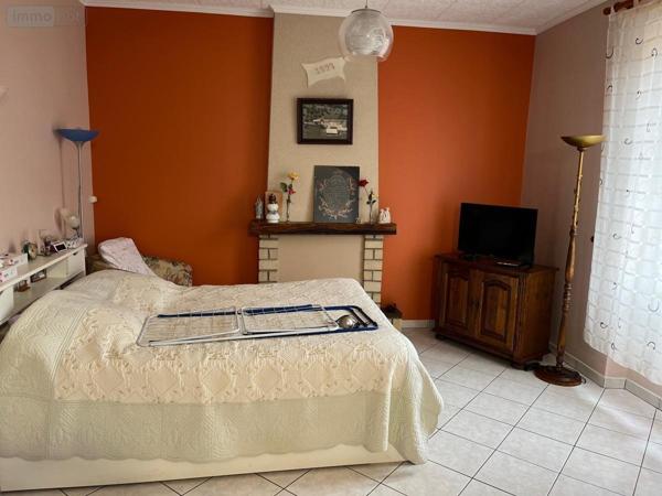 Maison à vendre à Sainte-Jamme-sur-Sarthe dans la Sarthe (72380), ref : 72126-3103