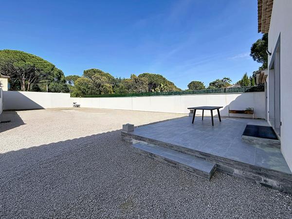 A VENDRE à VIDAUBAN ? Maison récente, 6 chambres, au calme - Garage