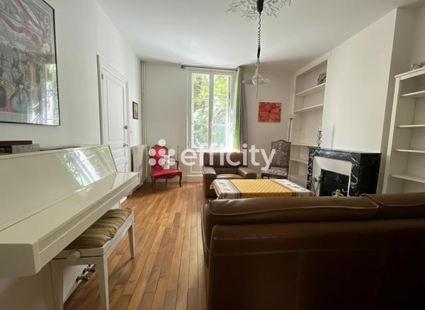 Maison
         6 pièces
        - 180 m² Bien prestige 580 000 € *