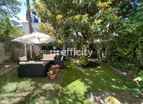 Maison
         6 pièces
        - 180 m² Bien prestige 580 000 € *