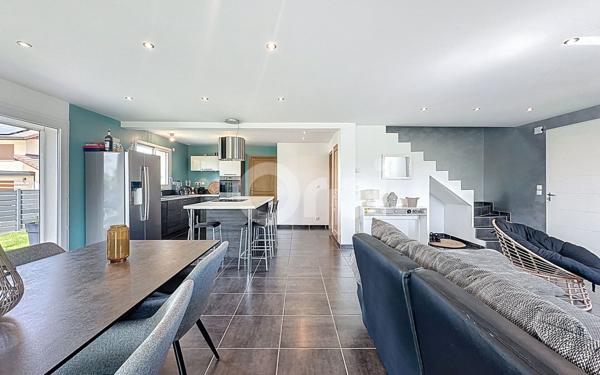 Maison à vendre    5 pièces • 125 m2 Loisin