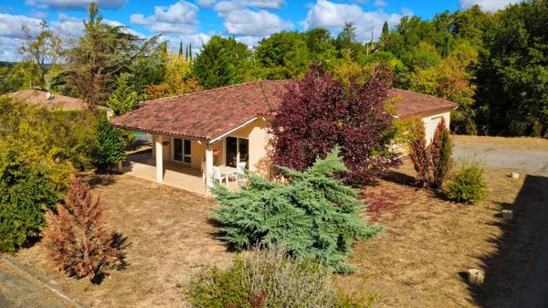 Maison T4 de 141m2 avec garage et jardin - maison avec accessibilité PMR