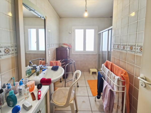 Maison T4 de 141m2 avec garage et jardin - maison avec accessibilité PMR