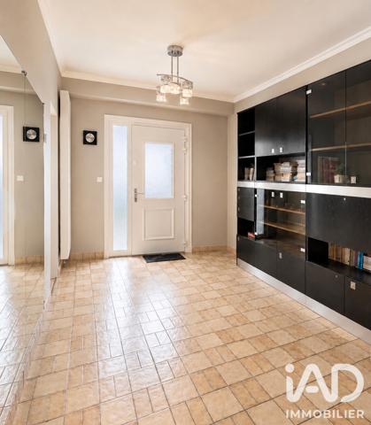 Maison à vendre 8 pièces 174 m² Châlons-en-Champagne