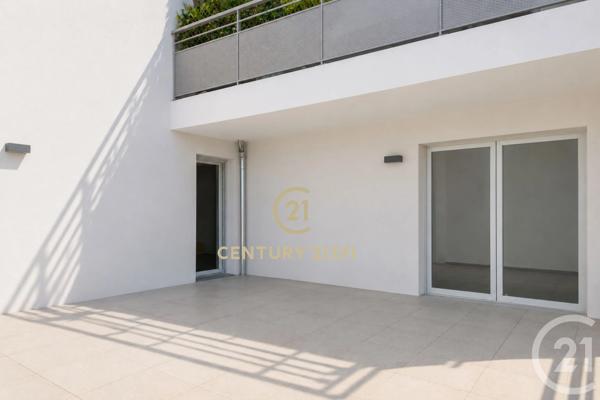 Appartement F4 à vendre  4 pièces - 80,86 m 2   NEUILLY SUR MARNE  - 93