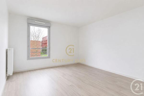Appartement F4 à vendre  4 pièces - 80,86 m 2   NEUILLY SUR MARNE  - 93