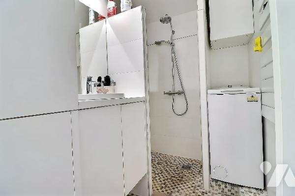 Paris 6ᵉ – Rue Notre-Dame des Champs – Grand studio rénové sur cour au calme avec ascenseur