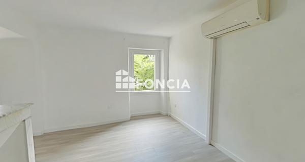 Location Appartement 2 pièces 58.9 m² - Le Castellet 83330