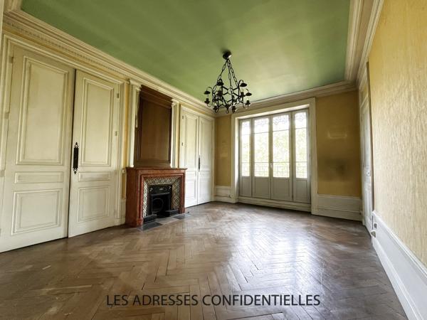Lyon 6ème - Bel appartement à rénover de 87.35 m² avec balcon