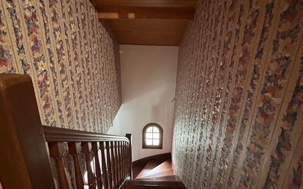 Maison à vendre    9 pièces • 225 m2 Gujan-Mestras