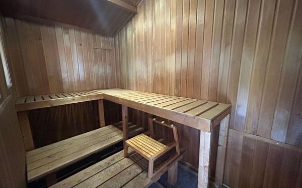 Maison à vendre    9 pièces • 225 m2 Gujan-Mestras