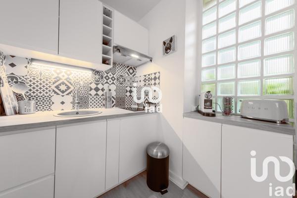 Studio 1 pièce de 28 m² à Neuilly-sur-Seine (92200)