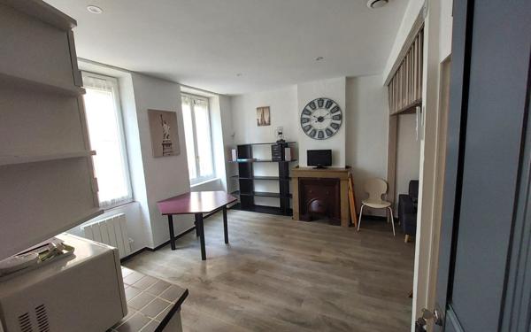 Appartement à vendre    1 pièce • 22,68 m2 Lyon 2