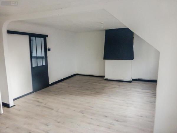 Appartement rénové à louer à Saint-Pol-sur-Mer dans le Nord (59430), ref : S5158