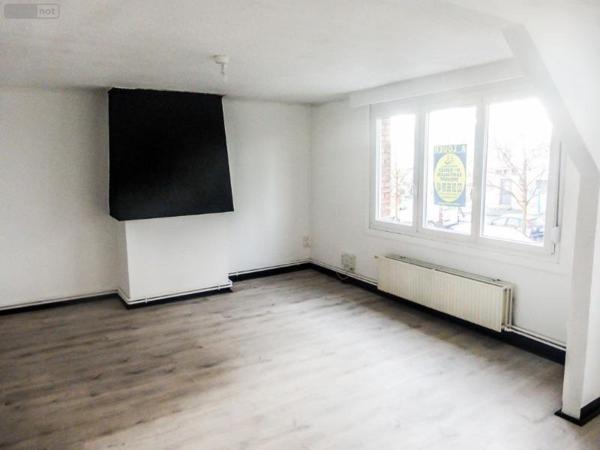 Appartement rénové à louer à Saint-Pol-sur-Mer dans le Nord (59430), ref : S5158