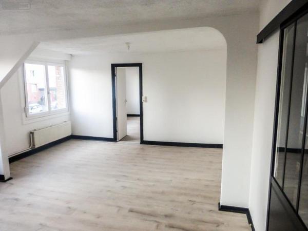 Appartement rénové à louer à Saint-Pol-sur-Mer dans le Nord (59430), ref : S5158