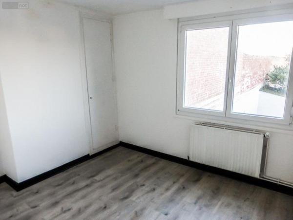 Appartement rénové à louer à Saint-Pol-sur-Mer dans le Nord (59430), ref : S5158