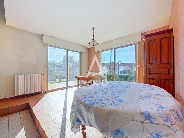 MAISON 4/5 chambres + sous-sol total à VENDRE à VILLEMANDEUR 45700