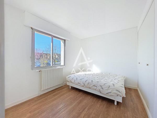 MAISON 4/5 chambres + sous-sol total à VENDRE à VILLEMANDEUR 45700