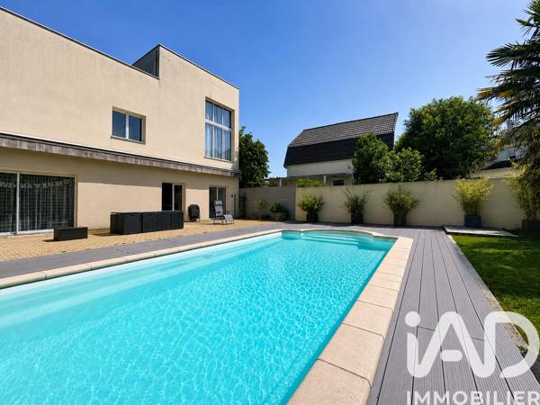 Maison à vendre 8 pièces 245 m² Le Blanc-Mesnil