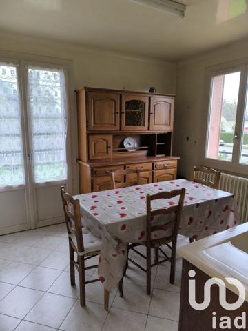 Maison 6 pièces de 115 m² à Champignelles (89350)