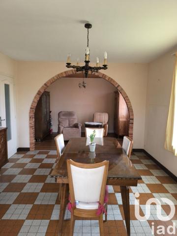 Maison 6 pièces de 115 m² à Champignelles (89350)