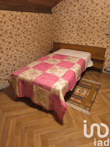 Maison 6 pièces de 115 m² à Champignelles (89350)