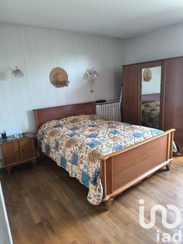 Maison 6 pièces de 115 m² à Champignelles (89350)