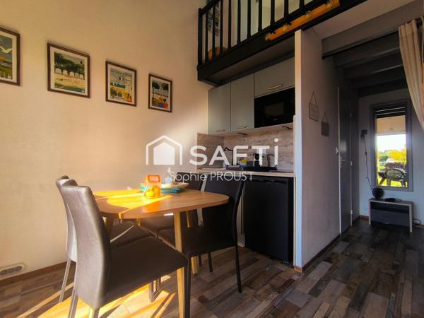 Maisonnette entièrement rénovée, pleine de charme, au sein d'une résidence avec piscine à Brem-sur-Mer