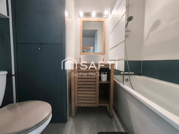 Maisonnette entièrement rénovée, pleine de charme, au sein d'une résidence avec piscine à Brem-sur-Mer