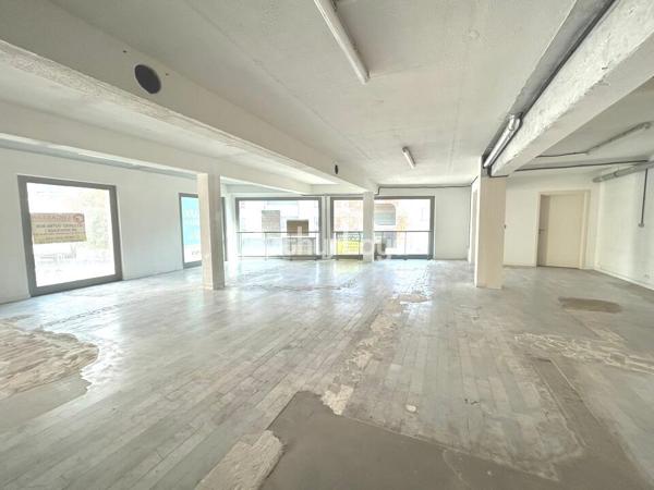 BUREAUX à LOUER de 131 m²
