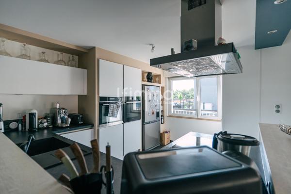 Maison 192 m² - jardin - garage - 14,28 ares - terrain constructible