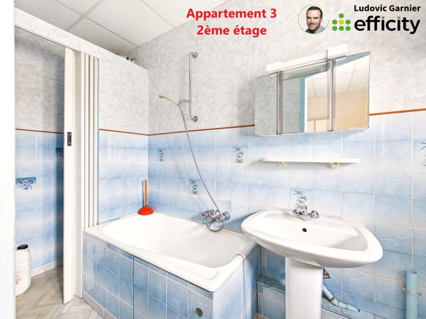 Immeuble
        
        - 184 m² 84 900 € *