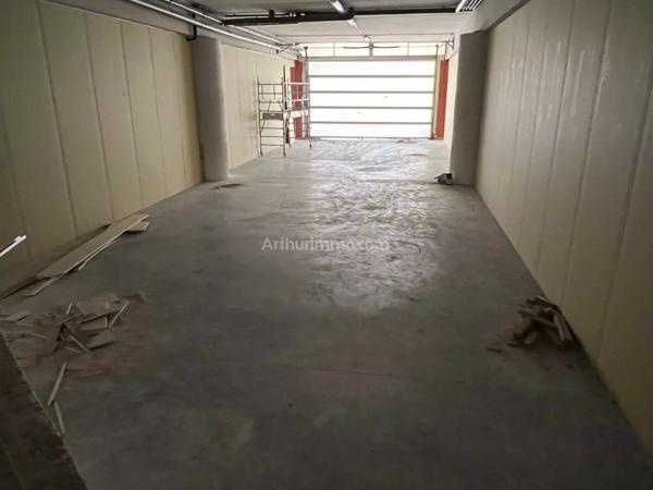 Location Local industriel 1 pièces 119 m2 à Clermont-l'Hérault