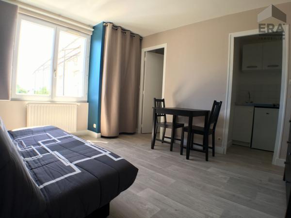 STUDIO MEUBLE A LOUER - BLOIS - REFAIT A NEUF, POSS. BOX FERME